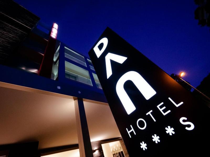 Dan Hotel